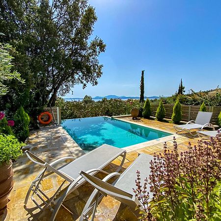 La Riviera Barbati Seaside Apartments & Villas Dış mekan fotoğraf