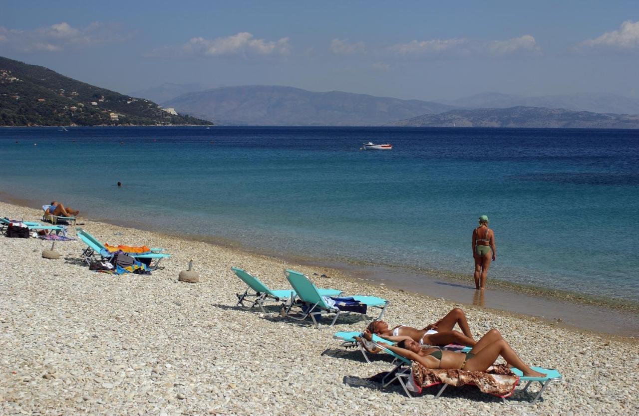 La Riviera Barbati Seaside Apartments & Villas Dış mekan fotoğraf