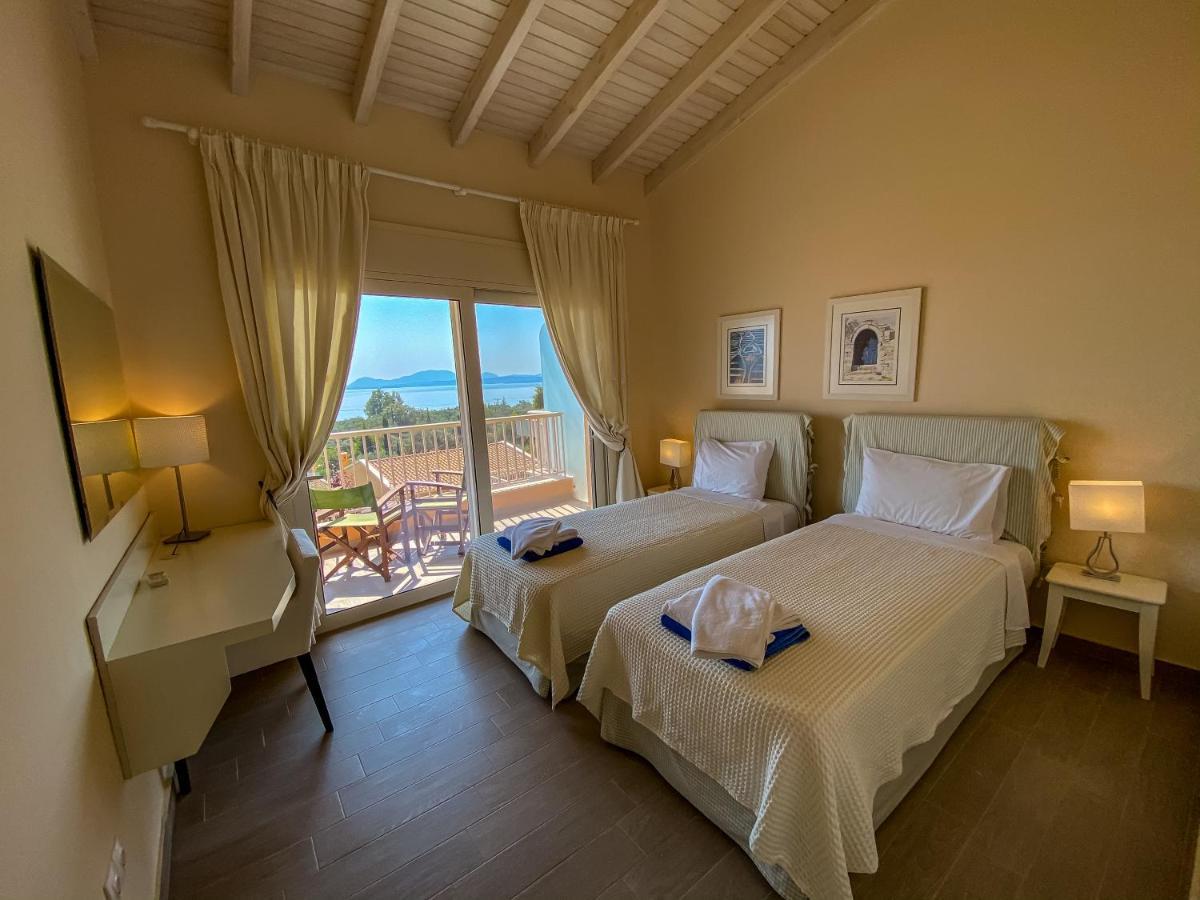 La Riviera Barbati Seaside Apartments & Villas Dış mekan fotoğraf