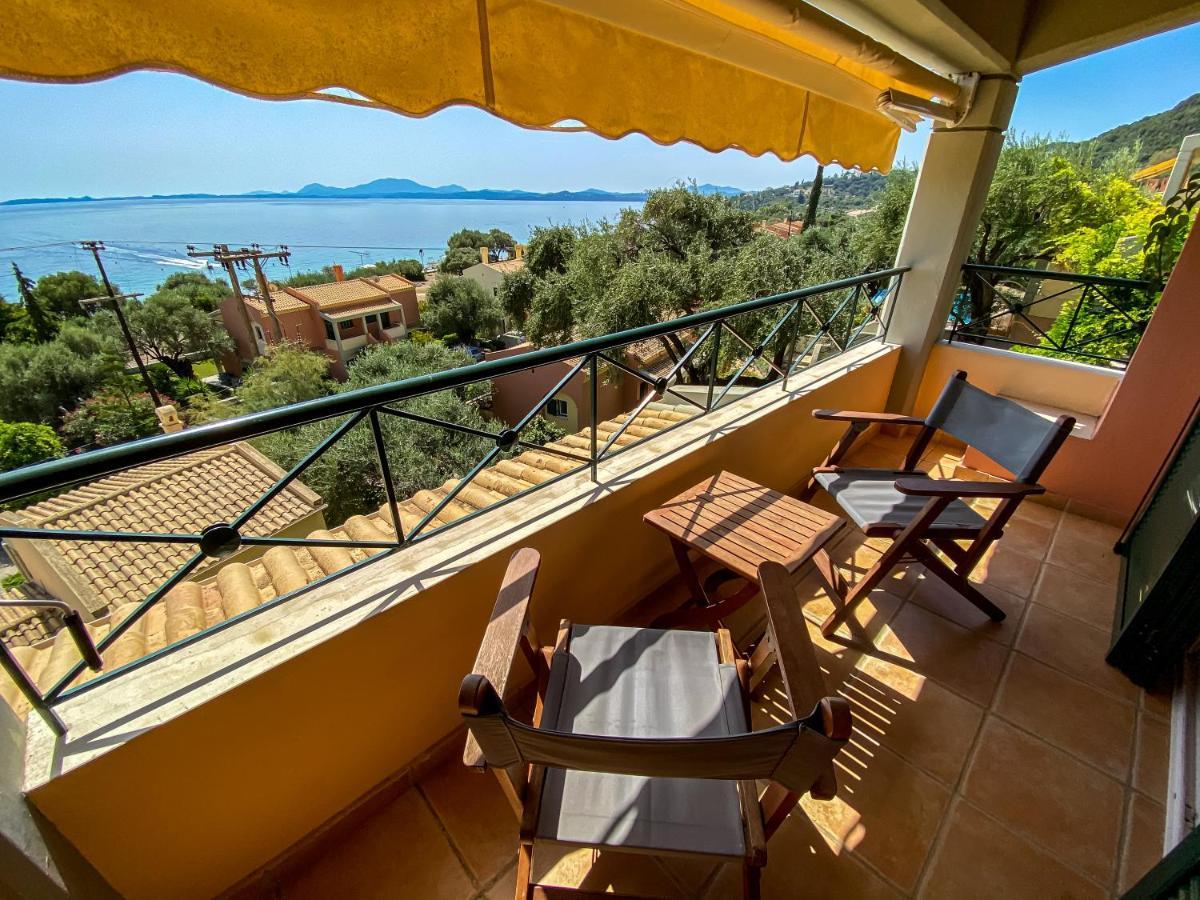 La Riviera Barbati Seaside Apartments & Villas Dış mekan fotoğraf