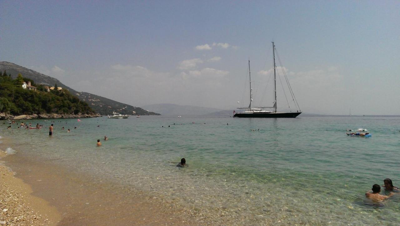 La Riviera Barbati Seaside Apartments & Villas Dış mekan fotoğraf