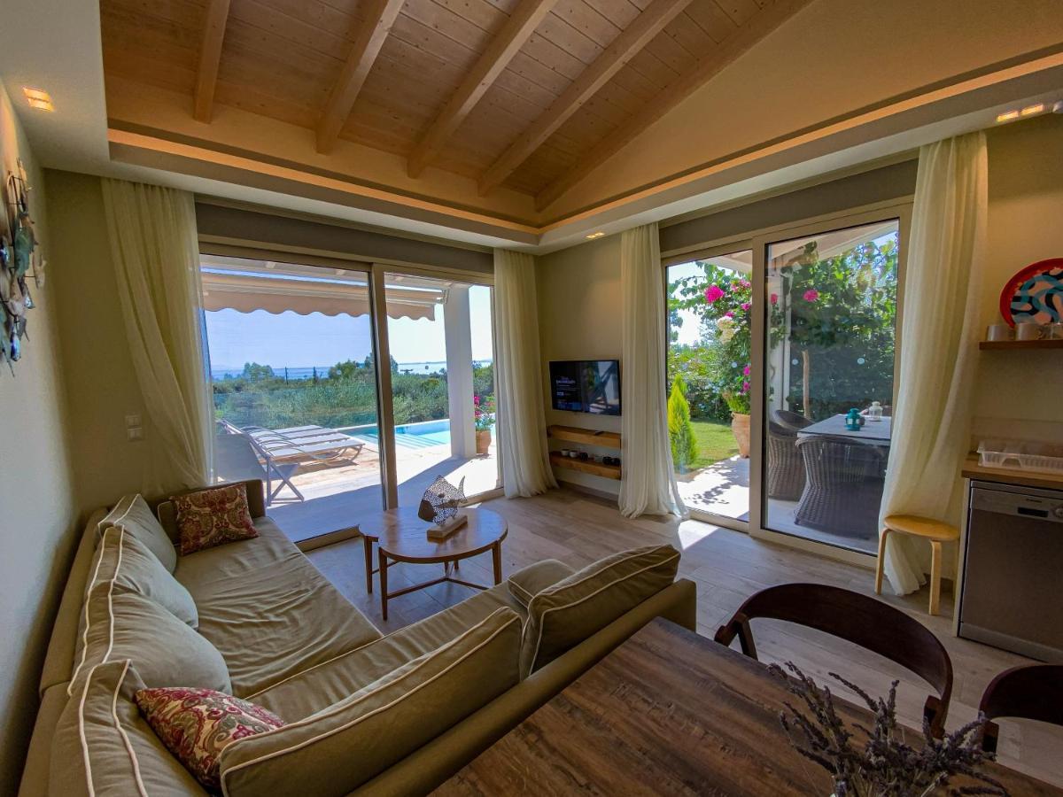 La Riviera Barbati Seaside Apartments & Villas Dış mekan fotoğraf
